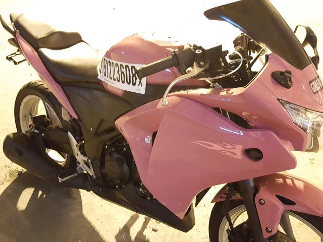 MLHMC4119B5000461 - 2011 HONDA CBR250 R PINK photo 9