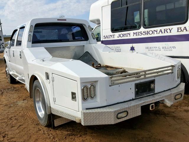 1FDAW56F61EA14559 - 2001 FORD F550 SUPER WHITE photo 3