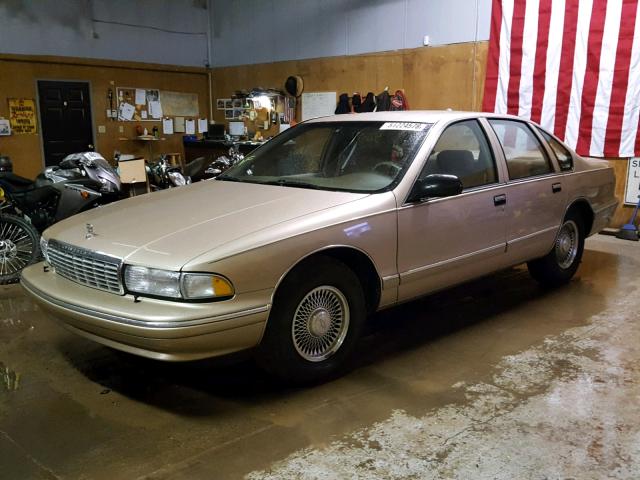 1G1BL52P7TR127540 - 1996 CHEVROLET CAPRICE GOLD photo 2