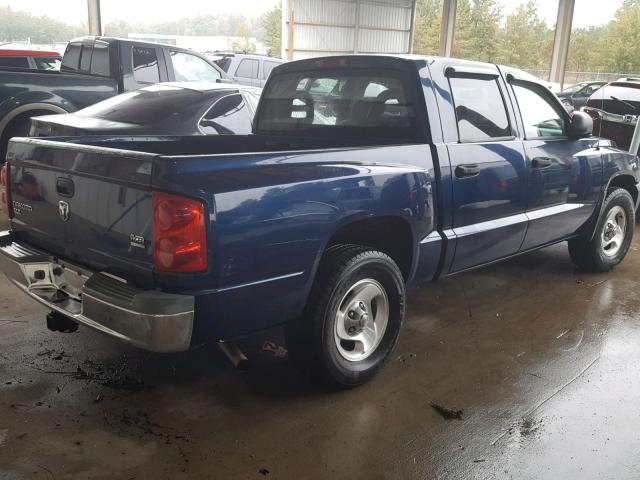 1D7HE48N25S235951 - 2005 DODGE DAKOTA QUA BLUE photo 4