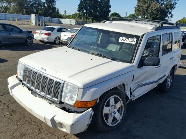 1J4RG4GKXAC130458 - 2010 JEEP COMMANDER WHITE photo 2