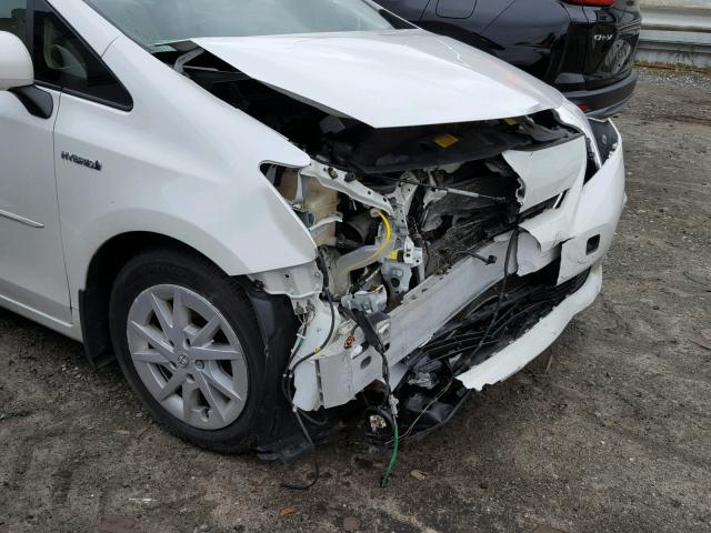 JTDZN3EU5C3095065 - 2012 TOYOTA PRIUS V WHITE photo 9