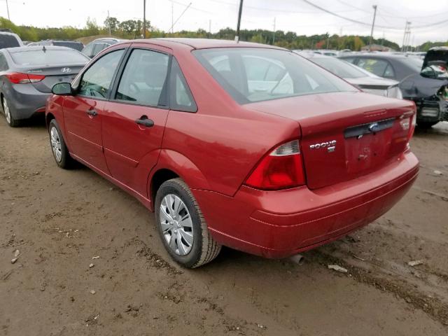 1FAFP34N95W243233 - 2005 FORD FOCUS ZX4 RED photo 3