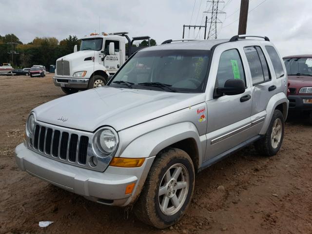 1J4GK58K36W135226 - 2006 JEEP LIBERTY LI SILVER photo 2