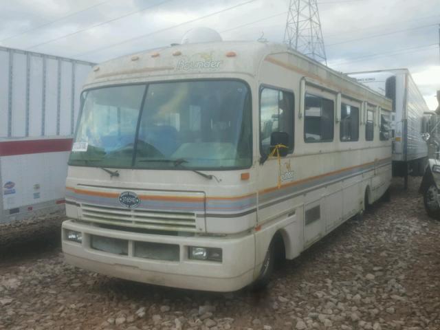 1GBKP37N8L3316938 - 1990 CHEVROLET CAMPER CREAM photo 2