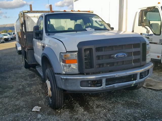 1FDAF57R78EB91365 - 2008 FORD F550 SUPER WHITE photo 1