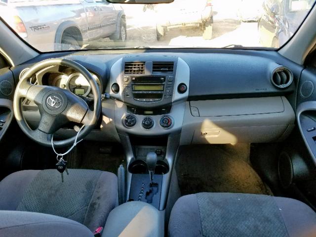 JTMBD33V785200510 - 2008 TOYOTA RAV4 SILVER photo 9