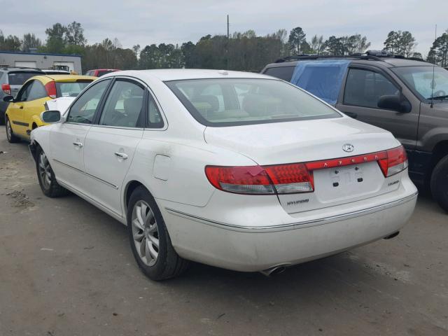 KMHFC46F77A233152 - 2007 HYUNDAI AZERA SE WHITE photo 3