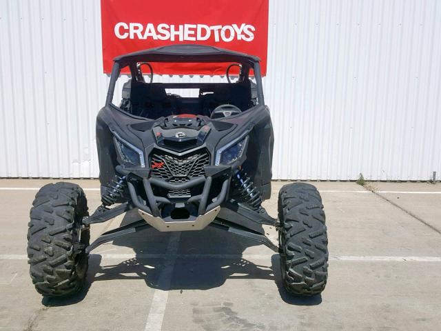 3JBVXAW22HK002856 - 2017 CAN-AM MAVERICK X BLACK photo 2