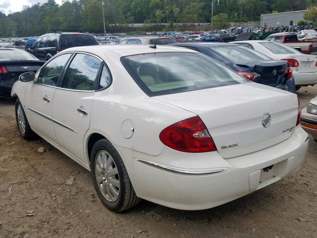 2G4WD582391155530 - 2009 BUICK LACROSSE C WHITE photo 3