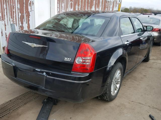 2C3CA4CD7AH276452 - 2010 CHRYSLER 300 TOURIN BLACK photo 4