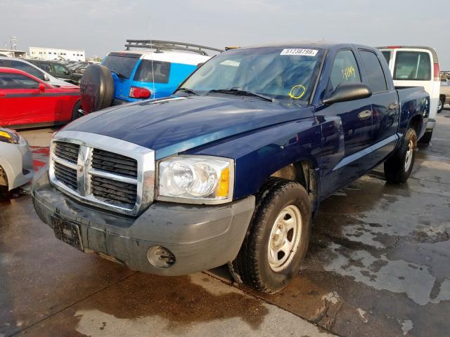 1D7HE28K65S295273 - 2005 DODGE DAKOTA QUA BLUE photo 2