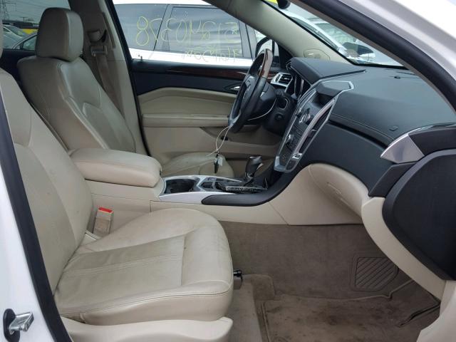 3GYFNDEY3BS519499 - 2011 CADILLAC SRX LUXURY WHITE photo 5