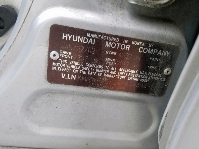 KMHWF25S52A614484 - 2002 HYUNDAI SONATA GL SILVER photo 10