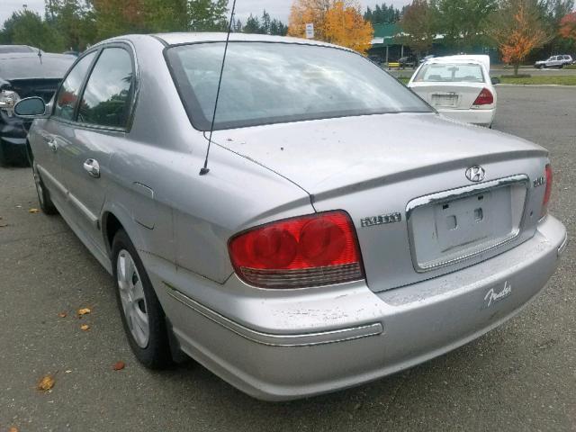 KMHWF25S52A614484 - 2002 HYUNDAI SONATA GL SILVER photo 3