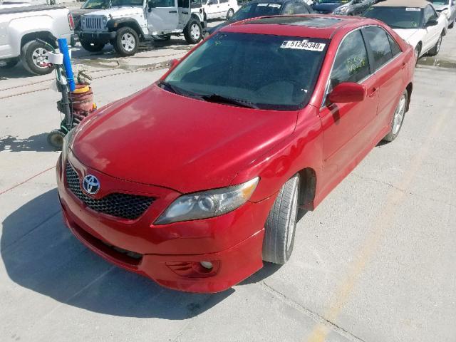 4T1BF3EK6BU674535 - 2011 TOYOTA CAMRY BASE RED photo 2