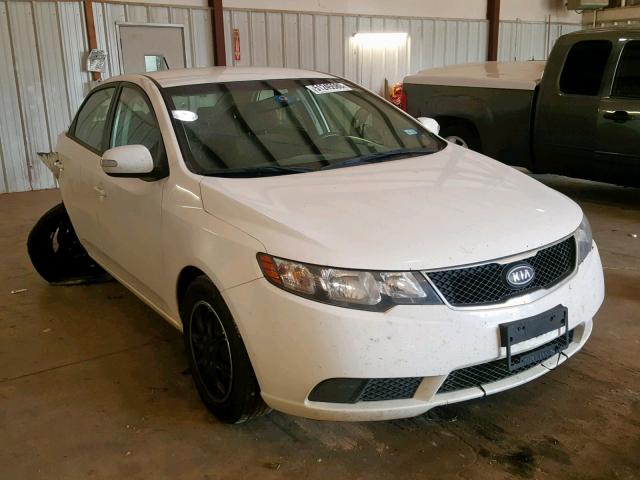 KNAFU4A27A5832796 - 2010 KIA FORTE EX WHITE photo 1