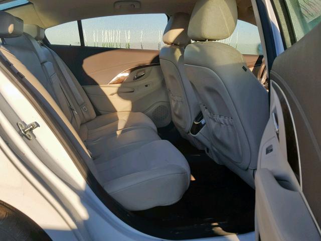 1G4GA5GR7GF169755 - 2016 BUICK LACROSSE WHITE photo 6