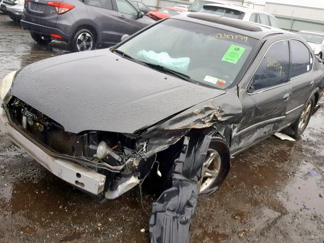 JN1CA31D81T631479 - 2001 NISSAN MAXIMA GXE GRAY photo 9