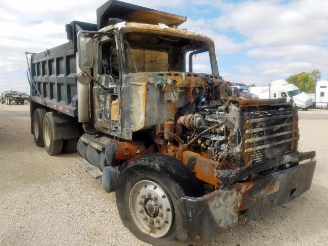 1M2AG11Y87M058172 - 2007 MACK 700 CV700 BURN photo 1