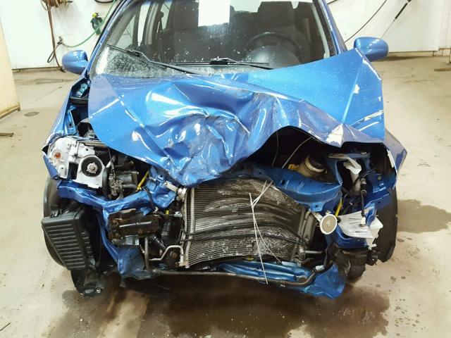 KL1TD66E59B302111 - 2009 CHEVROLET AVEO LS BLUE photo 7