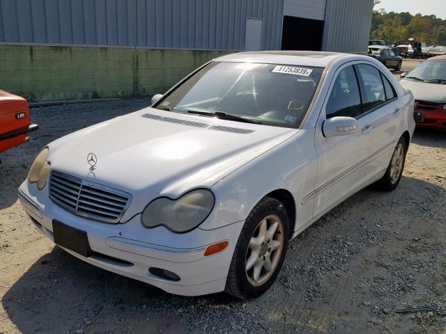 WDBRF61J01F128347 - 2001 MERCEDES-BENZ C 240 WHITE photo 2