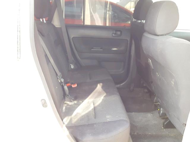 JTLKT324664054779 - 2006 TOYOTA SCION XB Ақ фото 6