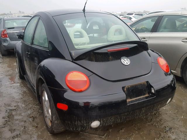 3VWCC21C5YM428483 - 2000 VOLKSWAGEN NEW BEETLE BLACK photo 3