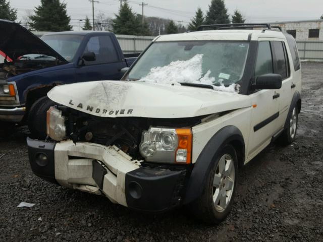 SALAG25465A314012 - 2005 LAND ROVER LR3 HSE WHITE photo 2