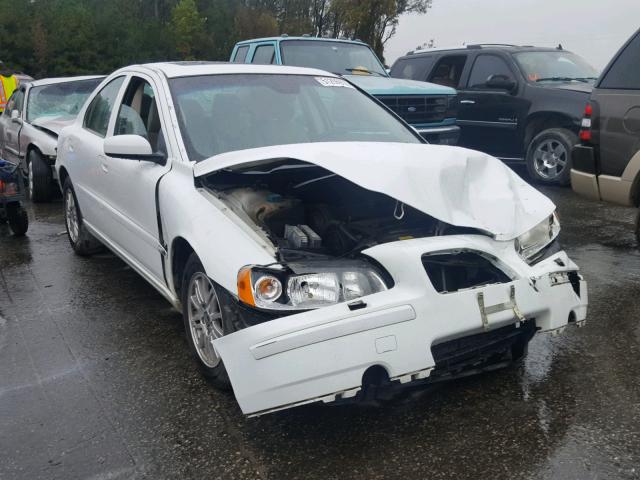 YV1RS612552483396 - 2005 VOLVO S60 WHITE photo 1