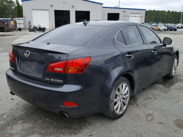 JTHCK262975010453 - 2007 LEXUS IS 250 GRAY photo 4