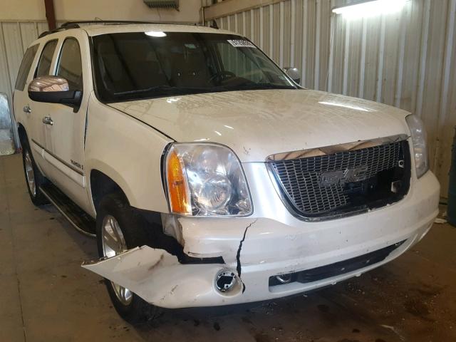 1GKFC13028R187790 - 2008 GMC YUKON WHITE photo 1