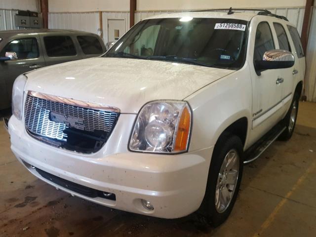 1GKFC13028R187790 - 2008 GMC YUKON WHITE photo 2