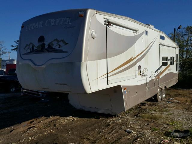 4X4FCRM254P189866 - 2004 CEDA 5TH WHEEL WHITE photo 3