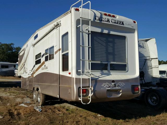 4X4FCRM254P189866 - 2004 CEDA 5TH WHEEL WHITE photo 4