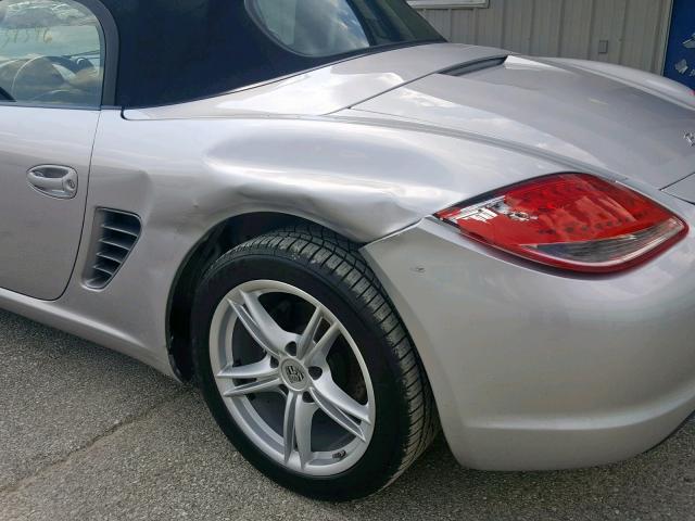 WP0CA2A86BS710232 - 2011 PORSCHE BOXSTER SILVER photo 9