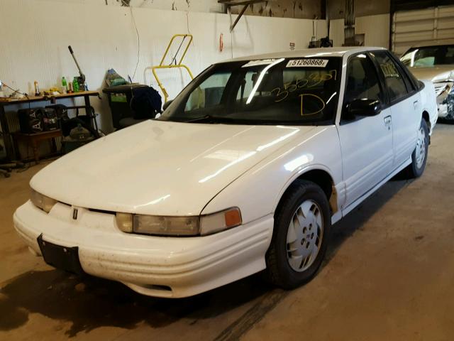 1G3WH52M6VF355307 - 1997 OLDSMOBILE CUTLASS SU WHITE photo 2