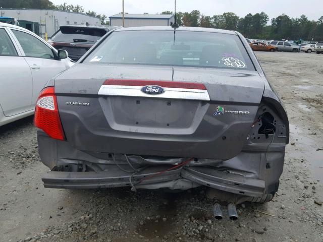 3FADP0L36CR345868 - 2012 FORD FUSION HYB GRAY photo 9