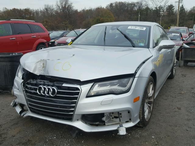 WAU3GAFC0DN019346 - 2013 AUDI A7 PRESTIG SILVER photo 2