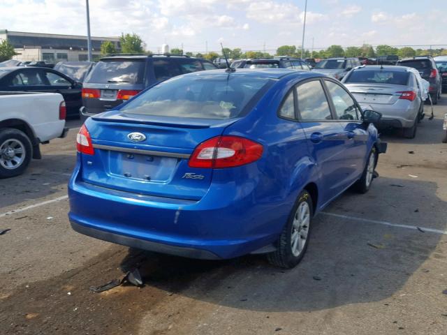 3FADP4BJ7BM162725 - 2011 FORD FIESTA SE BLUE photo 4