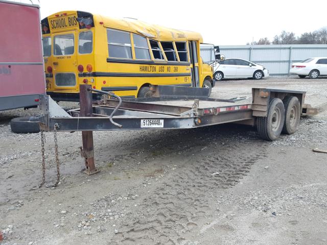 16JF0162X41040195 - 2004 FLAT TRAILER BLACK photo 2