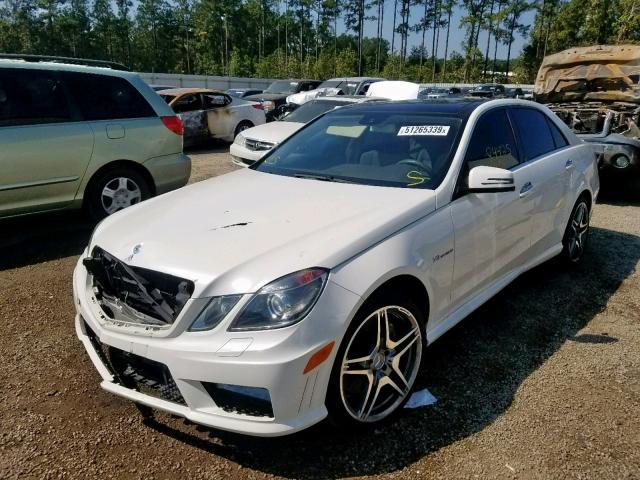 WDDHF7EB1DA759699 - 2013 MERCEDES-BENZ E 63 AMG WHITE photo 2