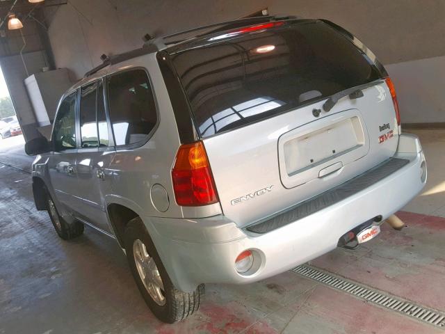 1GKDT13S172289145 - 2007 GMC ENVOY SILVER photo 3