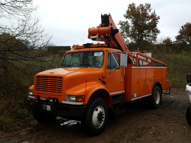 1HTSCAAN9XH582968 - 1999 INTERNATIONAL 4000 4700 ORANGE photo 2