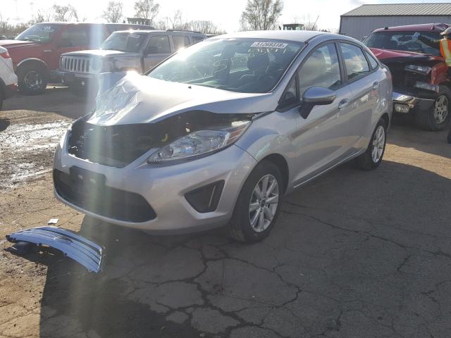 3FADP4BJ4DM184412 - 2013 FORD FIESTA SE SILVER photo 2