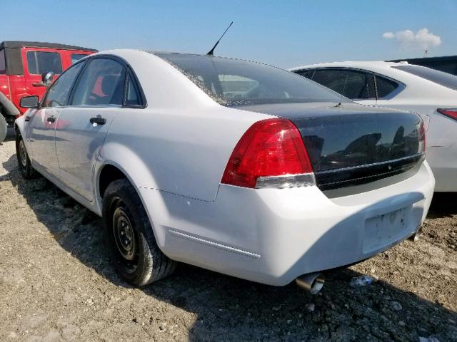 6G1MK5T22BL543403 - 2011 CHEVROLET CAPRICE PO WHITE photo 3