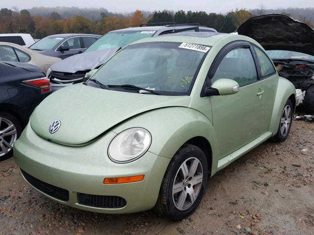 3VWRW31C56M421179 - 2006 VOLKSWAGEN NEW BEETLE GREEN photo 2