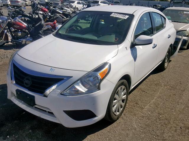 3N1CN7AP1GL807209 - 2016 NISSAN VERSA S WHITE photo 2