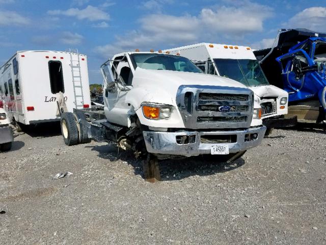 3FRWF6FC3BV692345 - 2011 FORD F650 SUPER WHITE photo 1