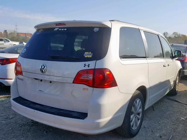 2C4RVABG5CR321633 - 2012 VOLKSWAGEN ROUTAN SE WHITE photo 4